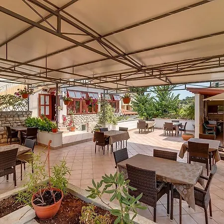 Guest house Double 9681a 3*